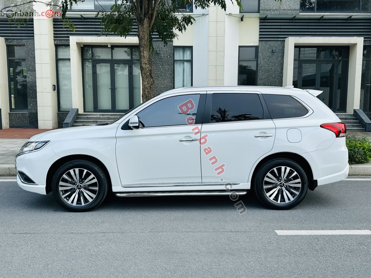 Bán ô tô Mitsubishi Outlander 2.0 CVT - 2024 - xe cũ
