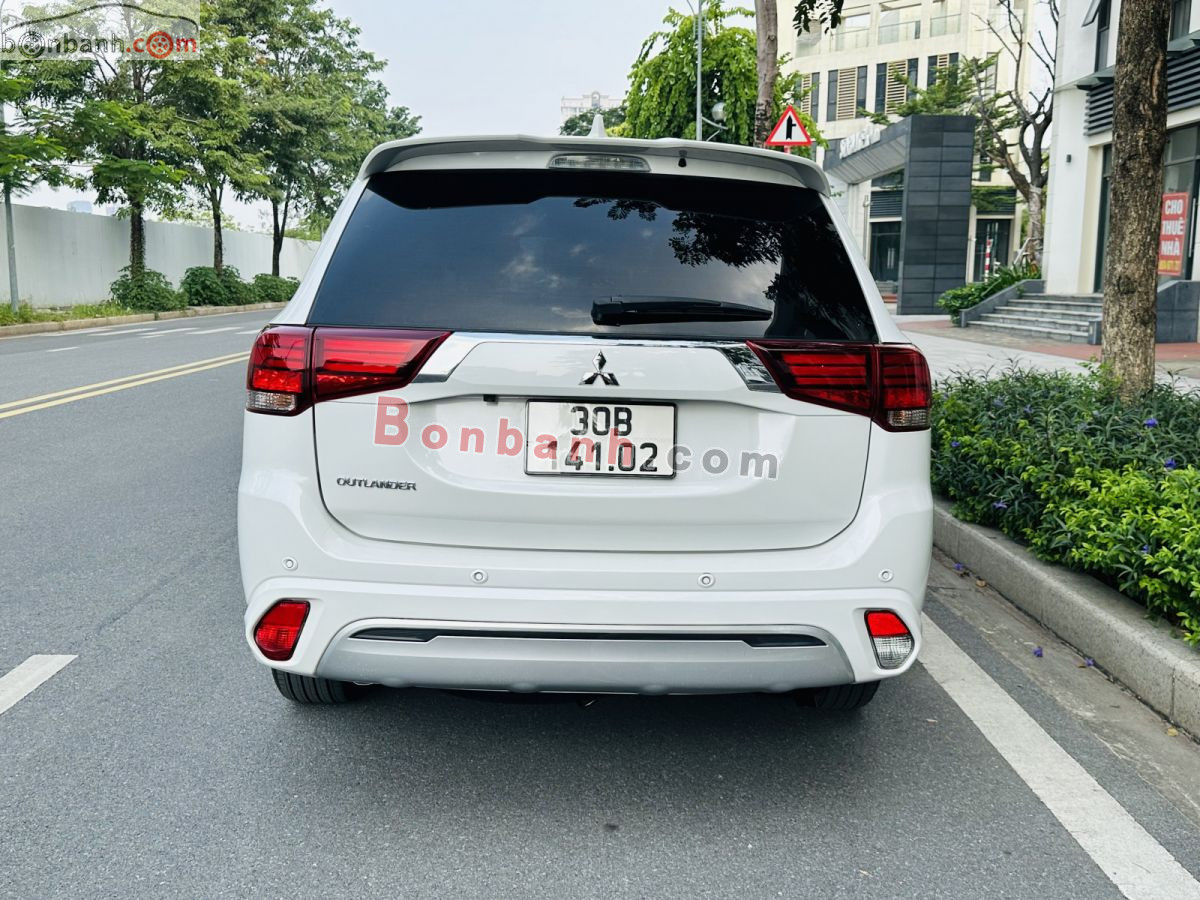 Bán ô tô Mitsubishi Outlander 2.0 CVT - 2024 - xe cũ