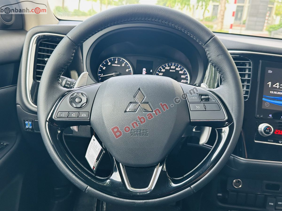 Bán ô tô Mitsubishi Outlander 2.0 CVT - 2024 - xe cũ