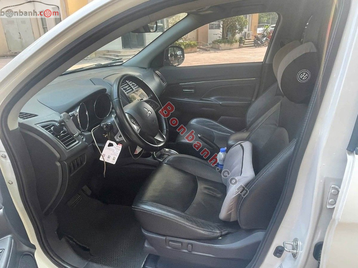 Bán ô tô Mitsubishi Outlander 2.0 - 2015 - xe cũ