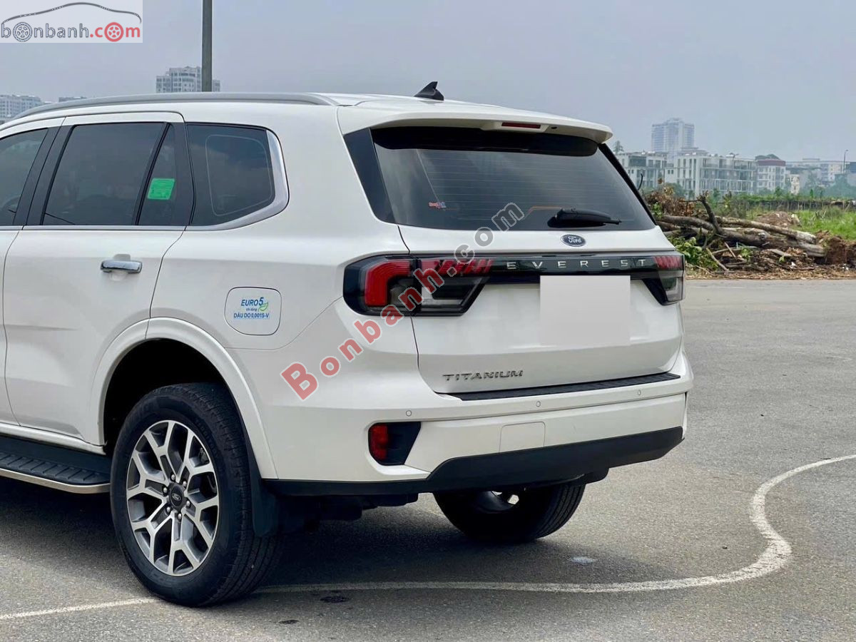 Bán ô tô Ford Everest Titanium Plus 2.0L 4x4 AT - 2024 - xe cũ