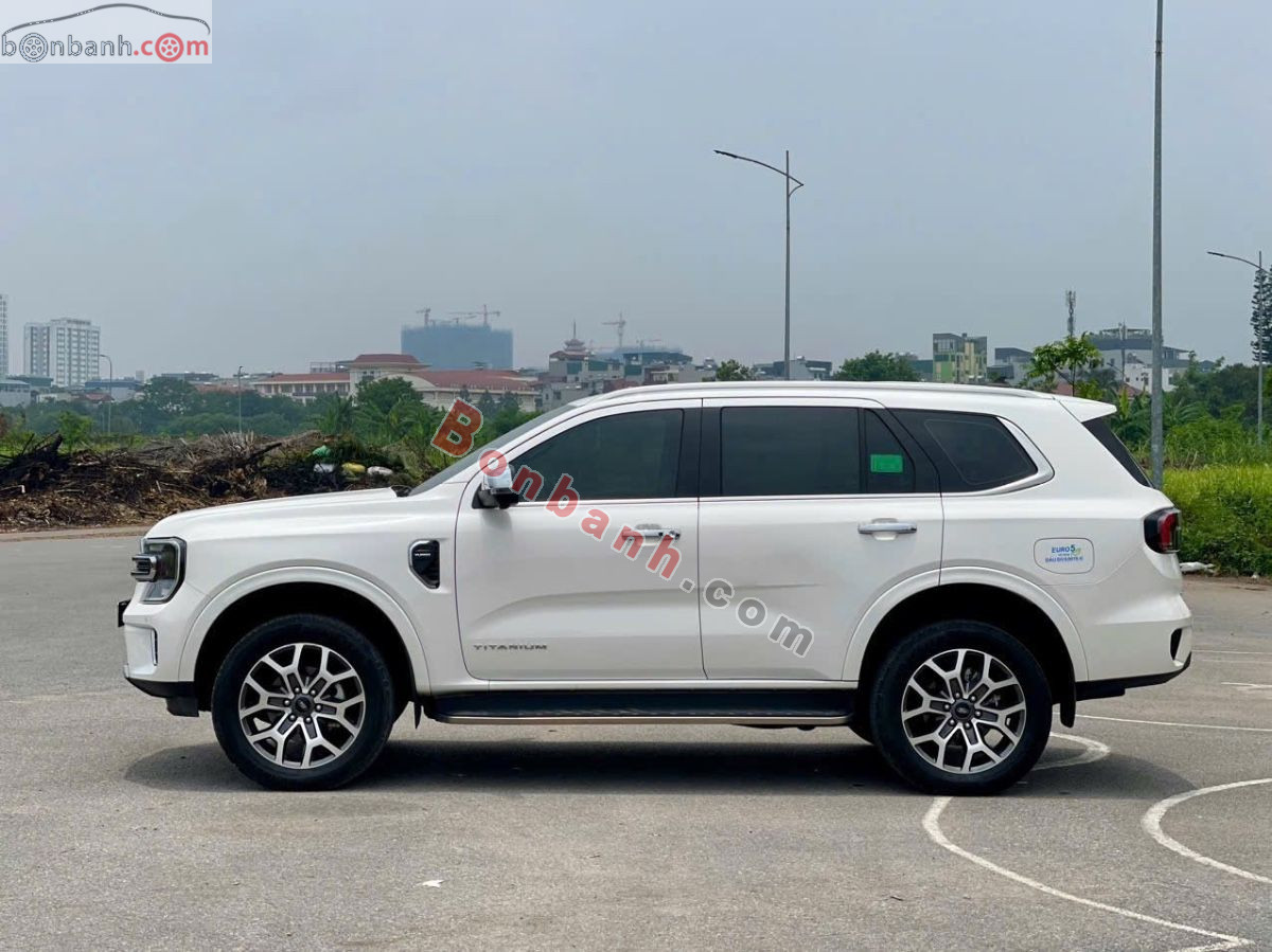 Bán ô tô Ford Everest Titanium Plus 2.0L 4x4 AT - 2024 - xe cũ