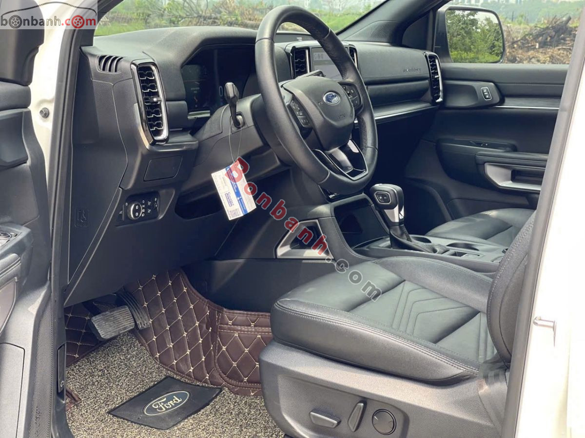 Bán ô tô Ford Everest Titanium Plus 2.0L 4x4 AT - 2024 - xe cũ