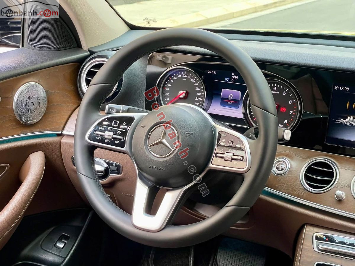Bán ô tô Mercedes Benz E class E200 - 2019 - xe cũ