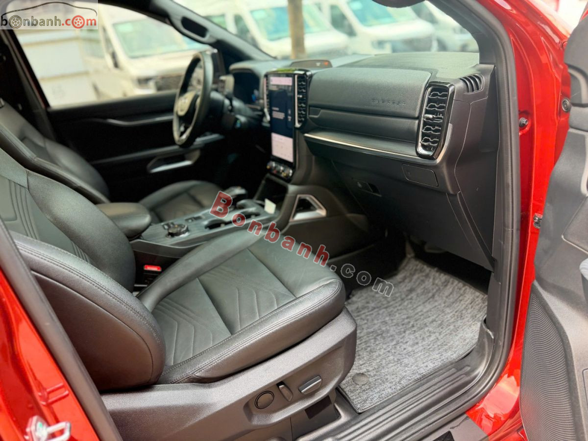 Bán ô tô Ford Everest Titanium 2.0L 4x4 AT - 2022 - xe cũ