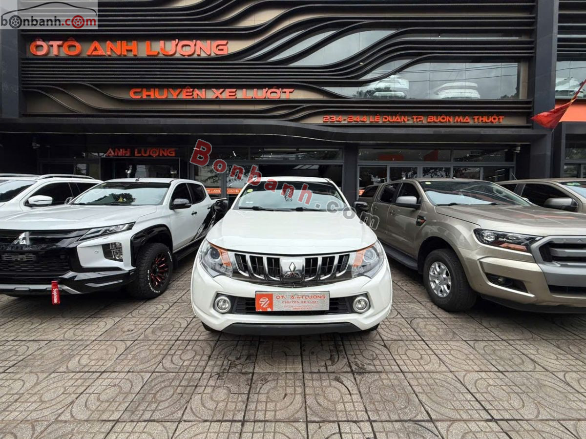 Bán ô tô Mitsubishi Triton 4x2 AT - 2017 - xe cũ