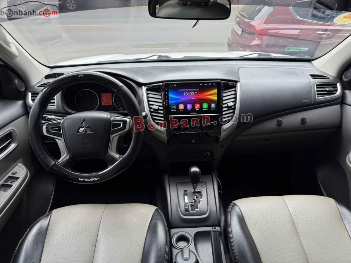 Bán ô tô Mitsubishi Triton 4x2 AT - 2017 - xe cũ