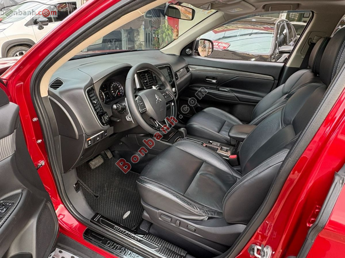 Bán ô tô Mitsubishi Outlander 2.0 CVT Premium - 2020 - xe cũ
