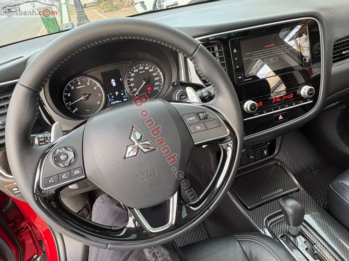 Bán ô tô Mitsubishi Outlander 2.0 CVT Premium - 2020 - xe cũ