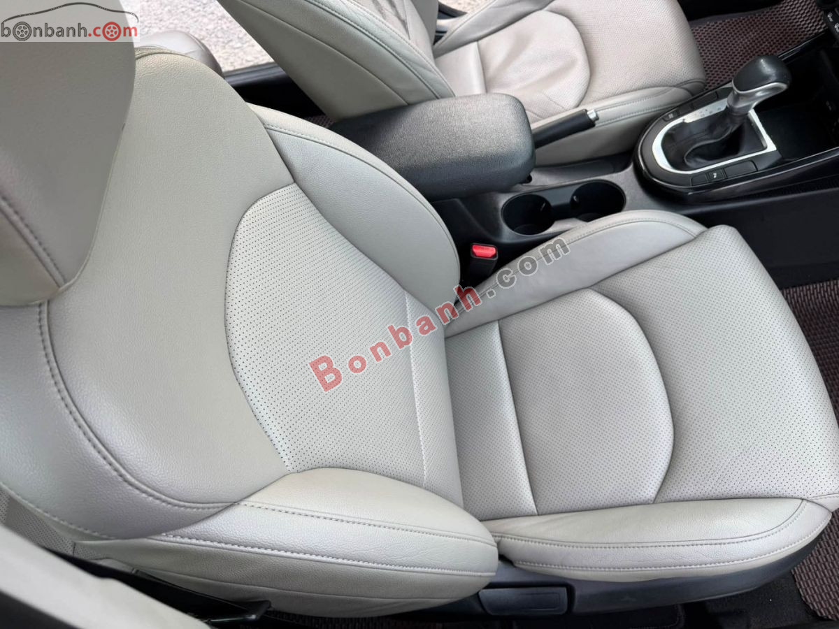 Bán ô tô Kia Cerato 1.6 AT Deluxe - 2019 - xe cũ