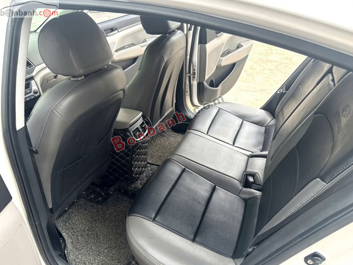 Bán ô tô Hyundai Elantra 1.6 MT - 2018 - xe cũ