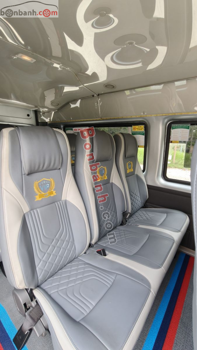Bán ô tô Ford Transit Tiêu chuẩn - 2024 - xe cũ