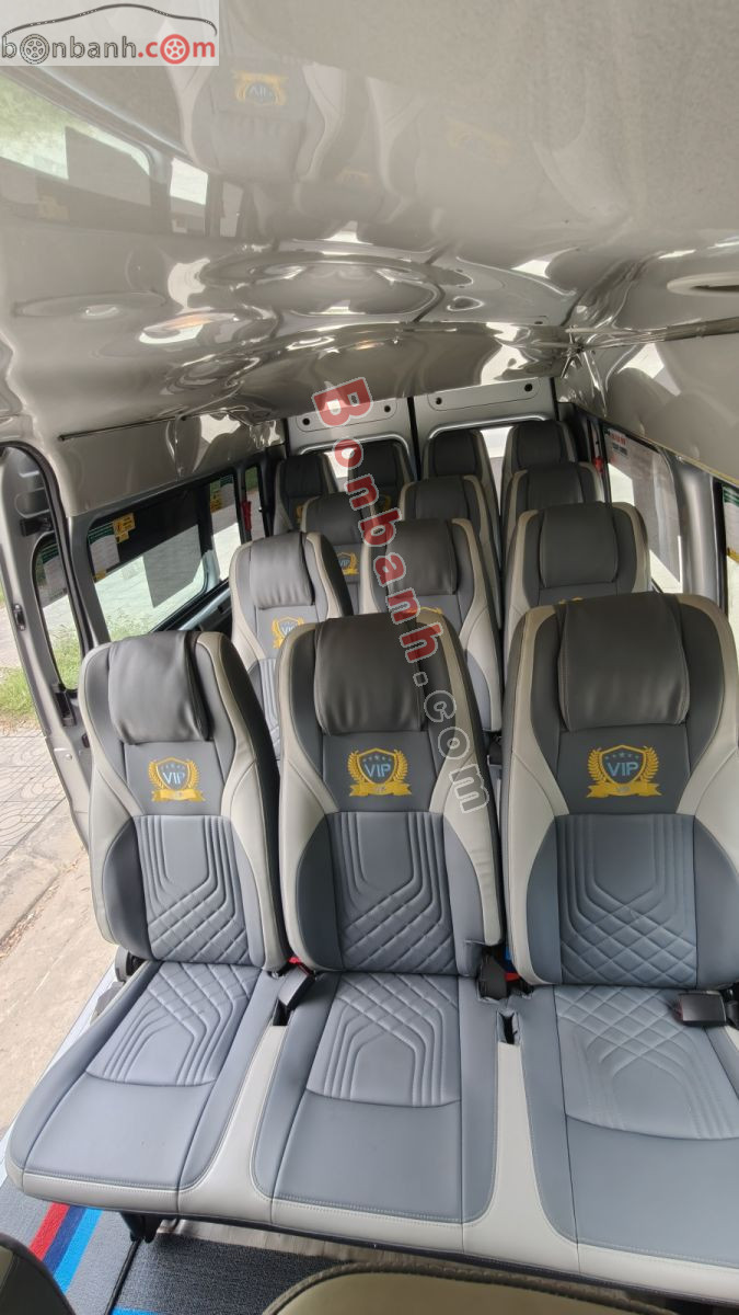 Bán ô tô Ford Transit Tiêu chuẩn - 2024 - xe cũ