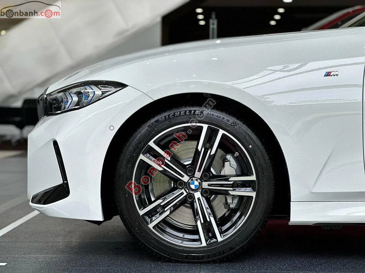 Bán ô tô BMW 3 Series 320i M Sport - 2025 - xe mới