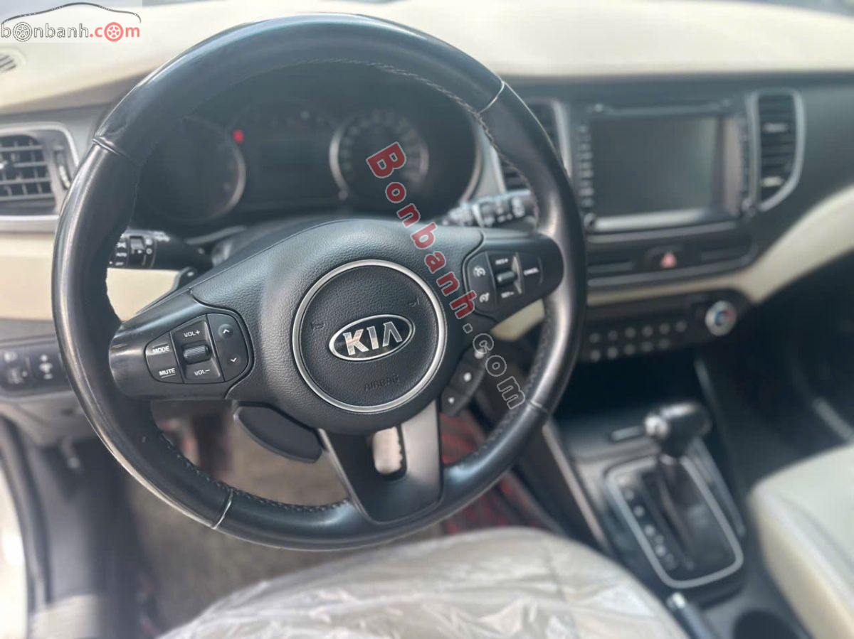 Bán ô tô Kia Rondo GAT - 2018 - xe cũ