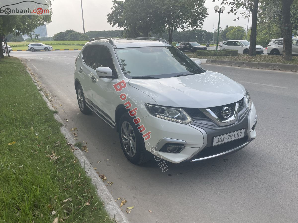 Bán ô tô Nissan X trail 2.5 SV 4WD Premium - 2018 - xe cũ