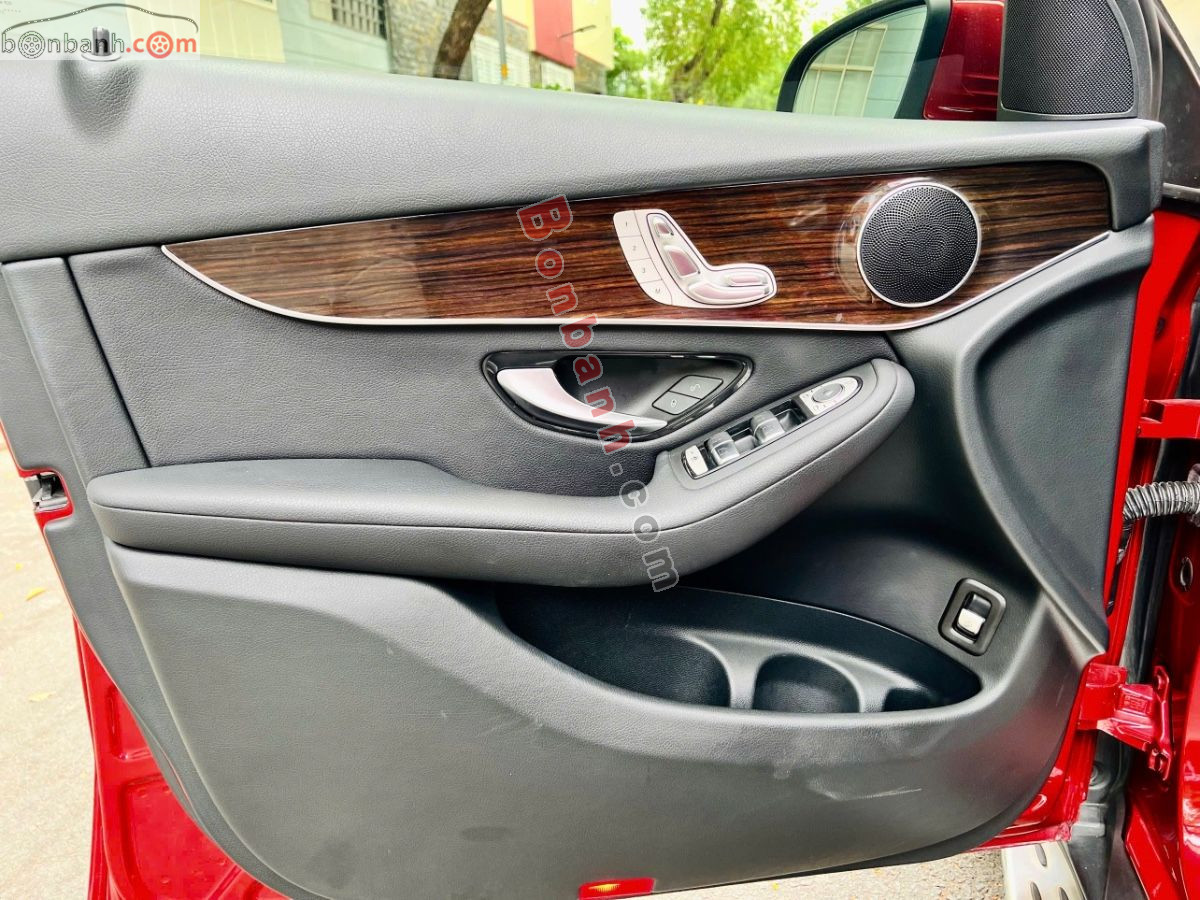 Bán ô tô Mercedes Benz GLC 200 - 2021 - xe cũ