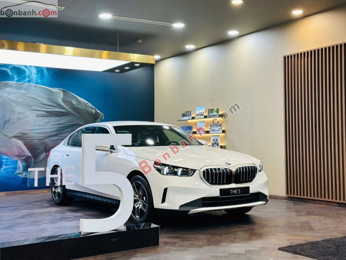 Bán ô tô BMW 5 Series 520i Premium - 2026 - xe mới