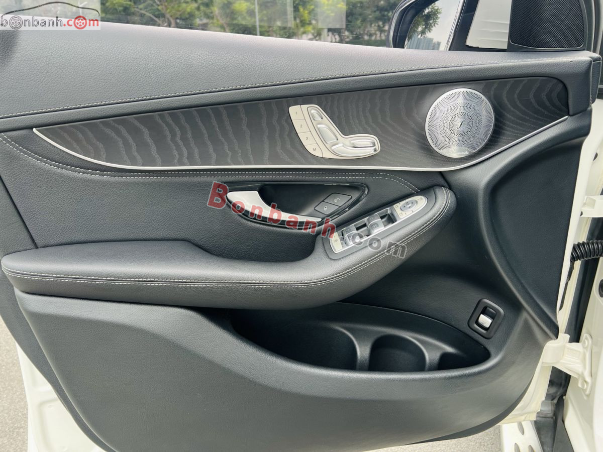 Bán ô tô Mercedes Benz GLC 300 4Matic - 2018 - xe cũ