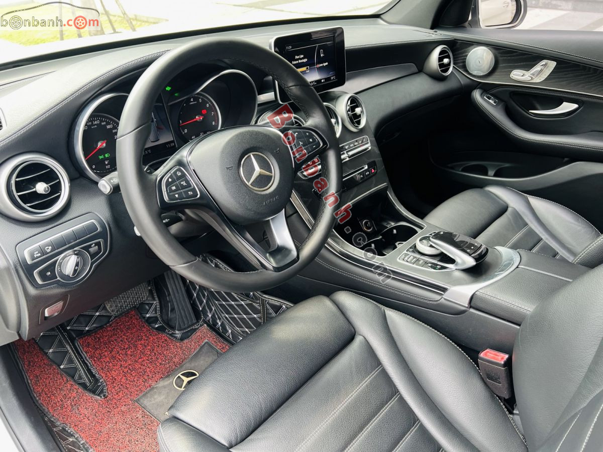 Bán ô tô Mercedes Benz GLC 300 4Matic - 2018 - xe cũ